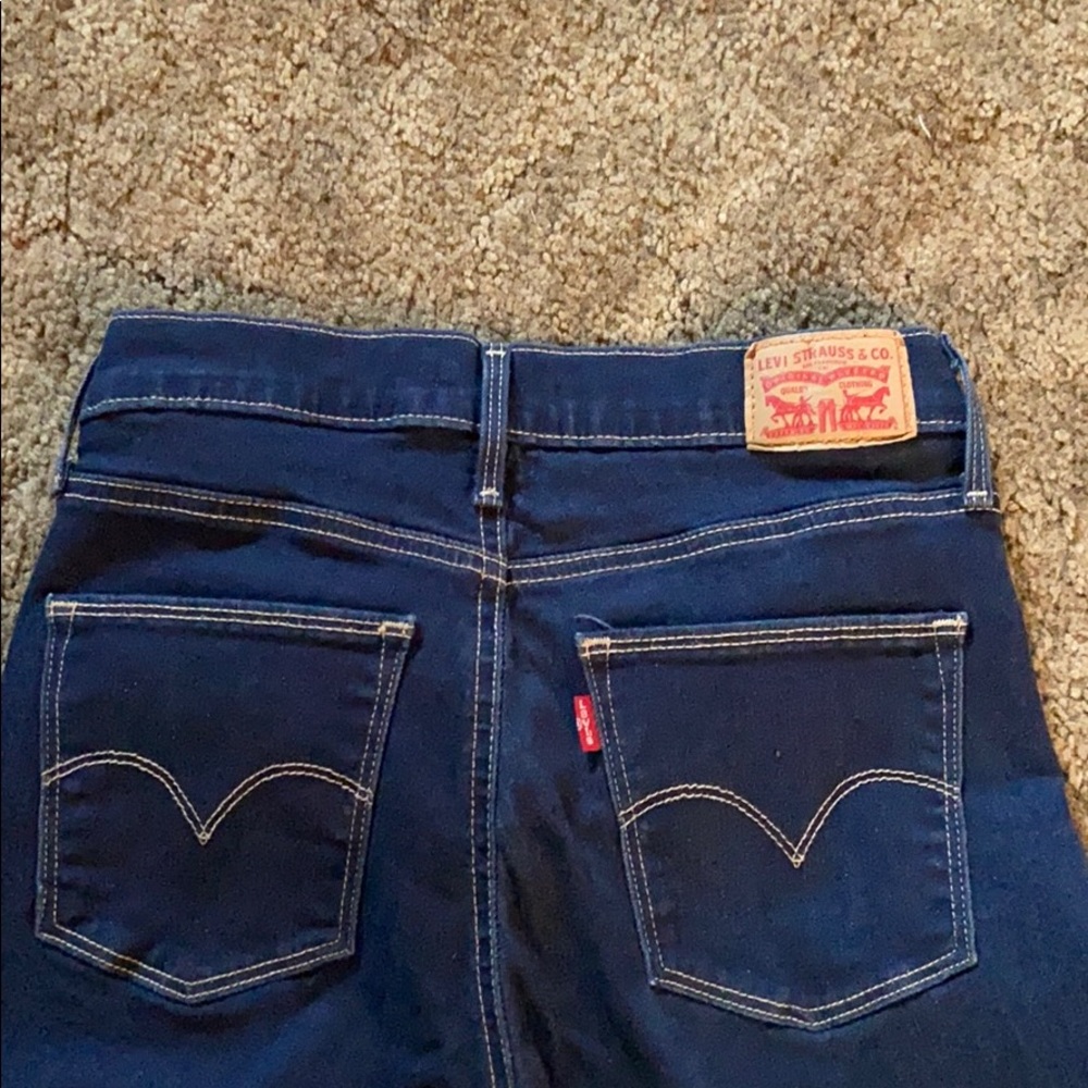 Levi’s Slimming bootcut jeans